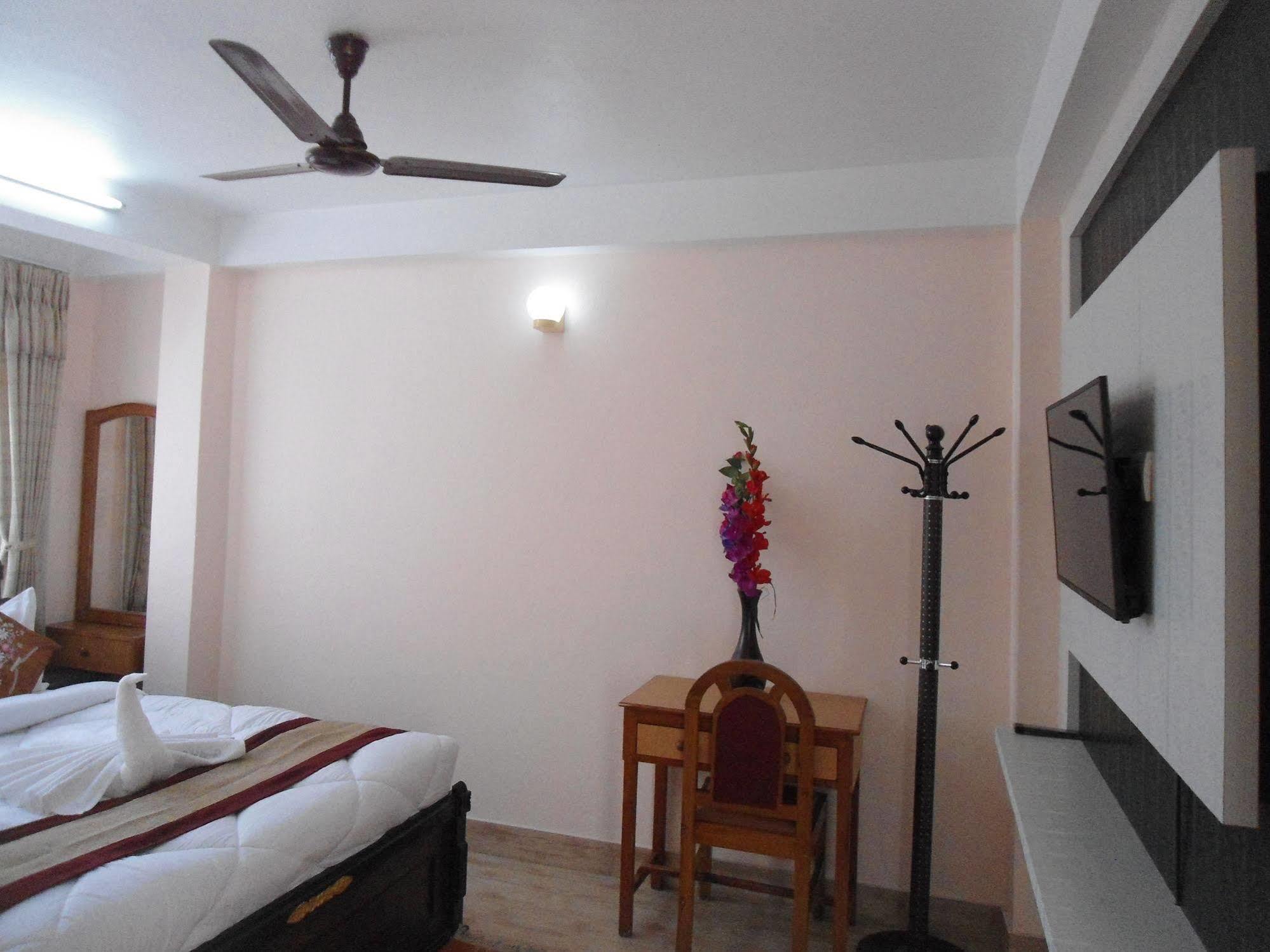 Greatwall International Hotel Kathmandu Exterior photo
